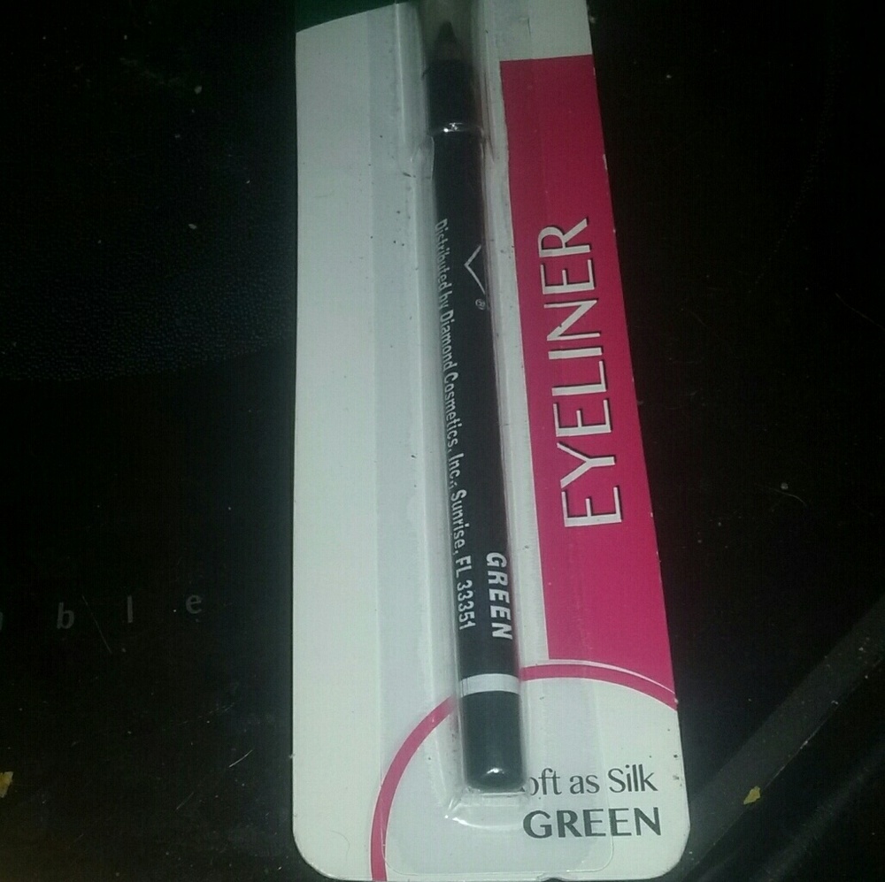 Eyeliner new with tags
